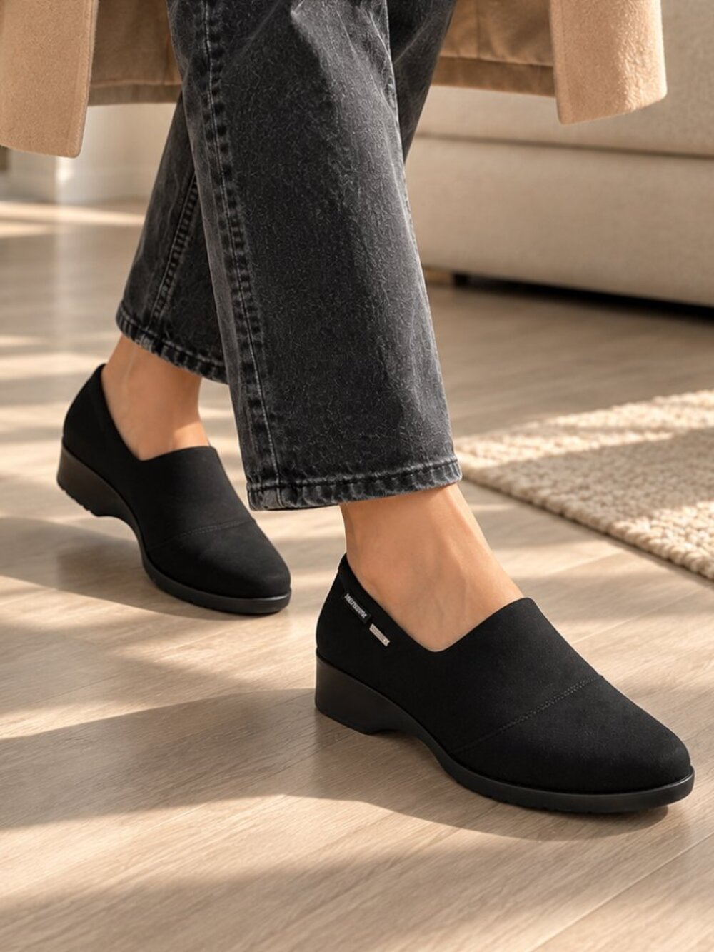 Mephisto Molly Black Gore-Tex Wedge Slip-On Loafers Size 6.5 Comfort Walking Sho